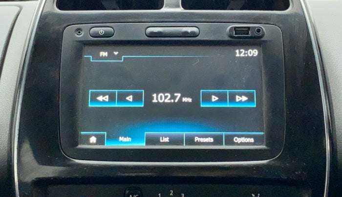 2015 Renault Kwid RXT 0.8, Petrol, Manual, 44,310 km, Infotainment System