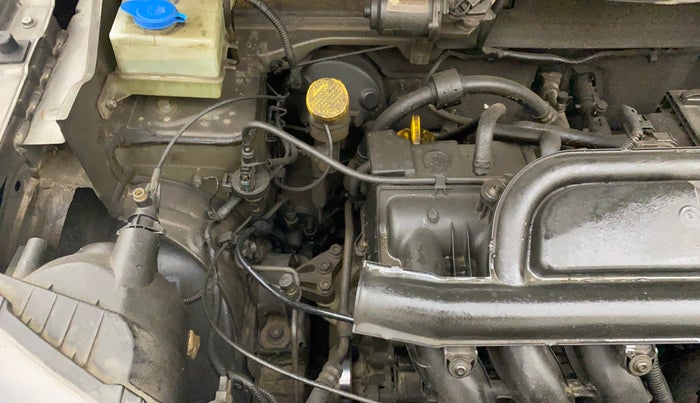 2017 Renault Kwid RXT 1.0, Petrol, Manual, 36,916 km, Engine View - Right