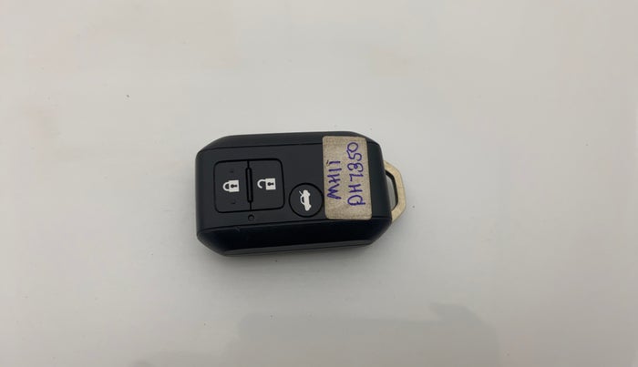 2022 Maruti Dzire ZXI Plus AMT, Petrol, Automatic, 33,269 km, Key Close Up