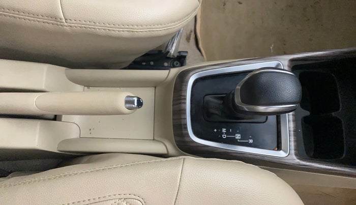 2022 Maruti Dzire ZXI Plus AMT, Petrol, Automatic, 33,269 km, Gear Lever
