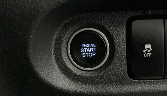 2022 Hyundai ALCAZAR PRESTIGE 2.0 MT 7STR, Petrol, Manual, 38,148 km, Keyless Start/ Stop Button