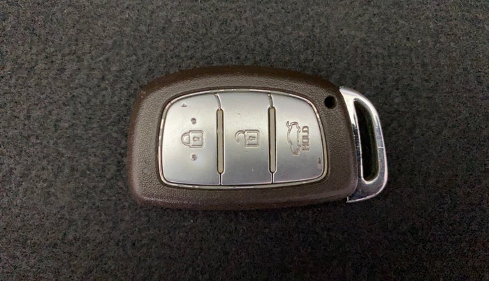 2013 Hyundai Grand i10 SPORTZ 1.2 KAPPA VTVT, Petrol, Manual, 28,268 km, Key Close Up