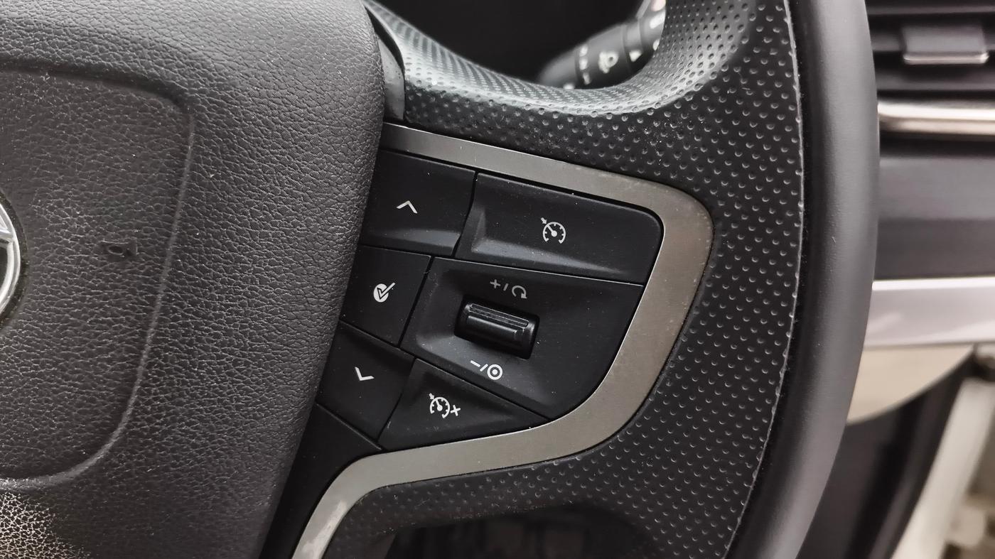 2023 Tata Safari XZA PLUS O 6STR, Diesel, Automatic, 33,956 km, Adaptive Cruise Control