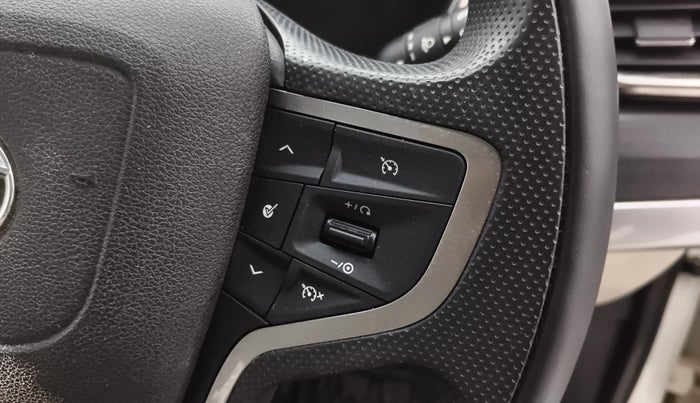 2023 Tata Safari XZA PLUS O 6STR, Diesel, Automatic, 33,899 km, Adaptive Cruise Control