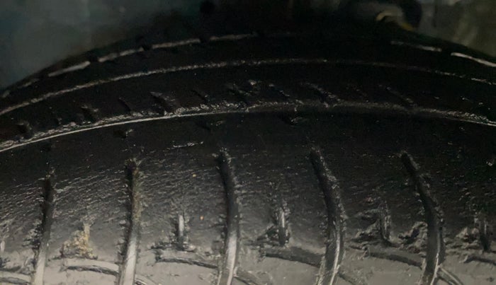 2015 Maruti Celerio ZXI AMT, Petrol, Automatic, 41,783 km, Left Front Tyre Tread