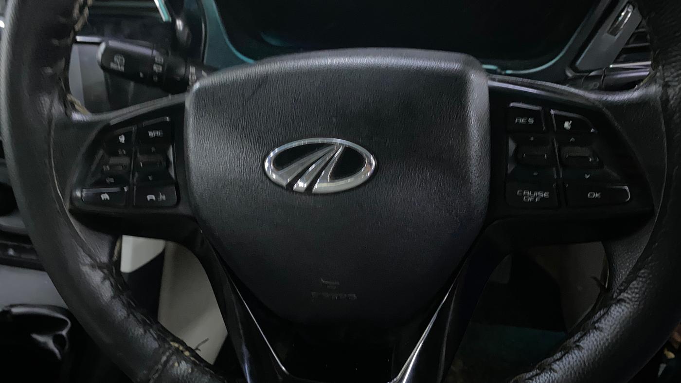 2018 Mahindra MARAZZO M8 7 STR, Diesel, Manual, 1,15,412 km, Adaptive Cruise Control