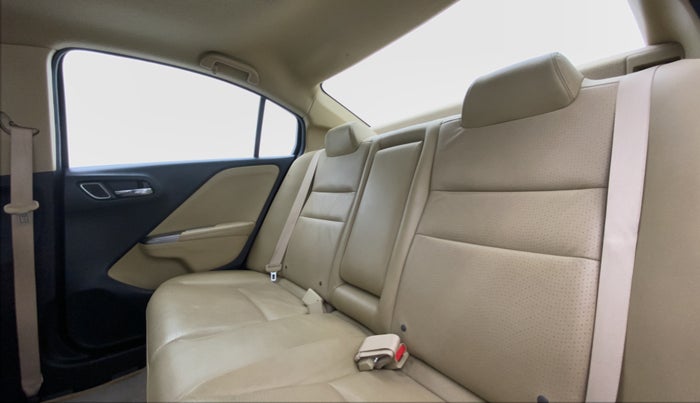 2017 Honda City VX MT PETROL, Petrol, Manual, 46,490 km, Right Side Rear Door Cabin