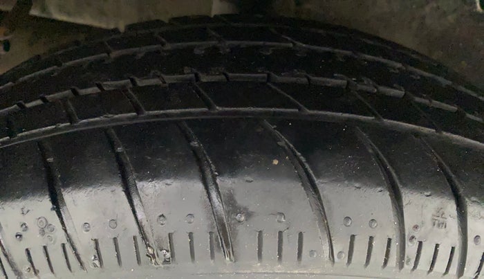2016 Maruti Celerio ZXI AMT, Petrol, Automatic, 53,338 km, Right Rear Tyre Tread