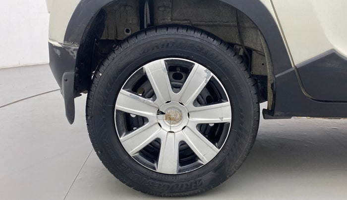 2016 Mahindra Kuv100 K6 D 5 STR, Diesel, Manual, 43,073 km, Right Rear Wheel