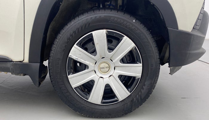 2016 Mahindra Kuv100 K6 D 5 STR, Diesel, Manual, 43,073 km, Right Front Wheel