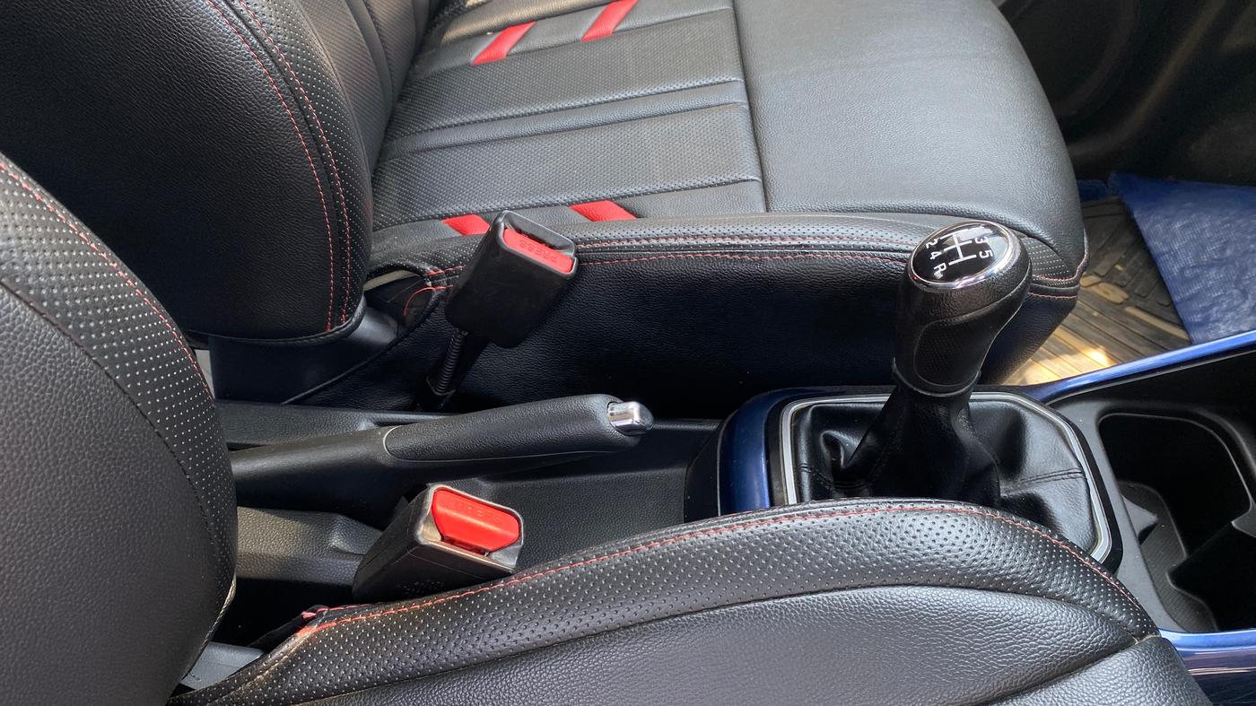 2020 Maruti IGNIS ALPHA 1.2, Petrol, Manual, 52,408 km, Gear Lever