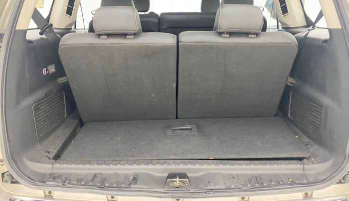 2018 Tata Hexa XT 4X2 7 STR, Diesel, Manual, 1,01,248 km, Boot Inside