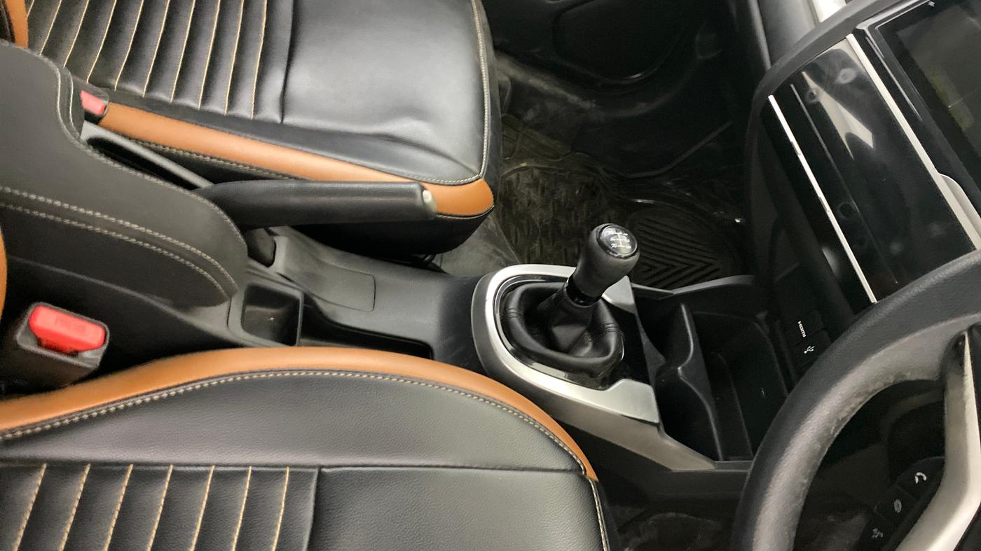 2018 Honda WR-V 1.2L I-VTEC VX MT, Petrol, Manual, 75,605 km, Gear Lever