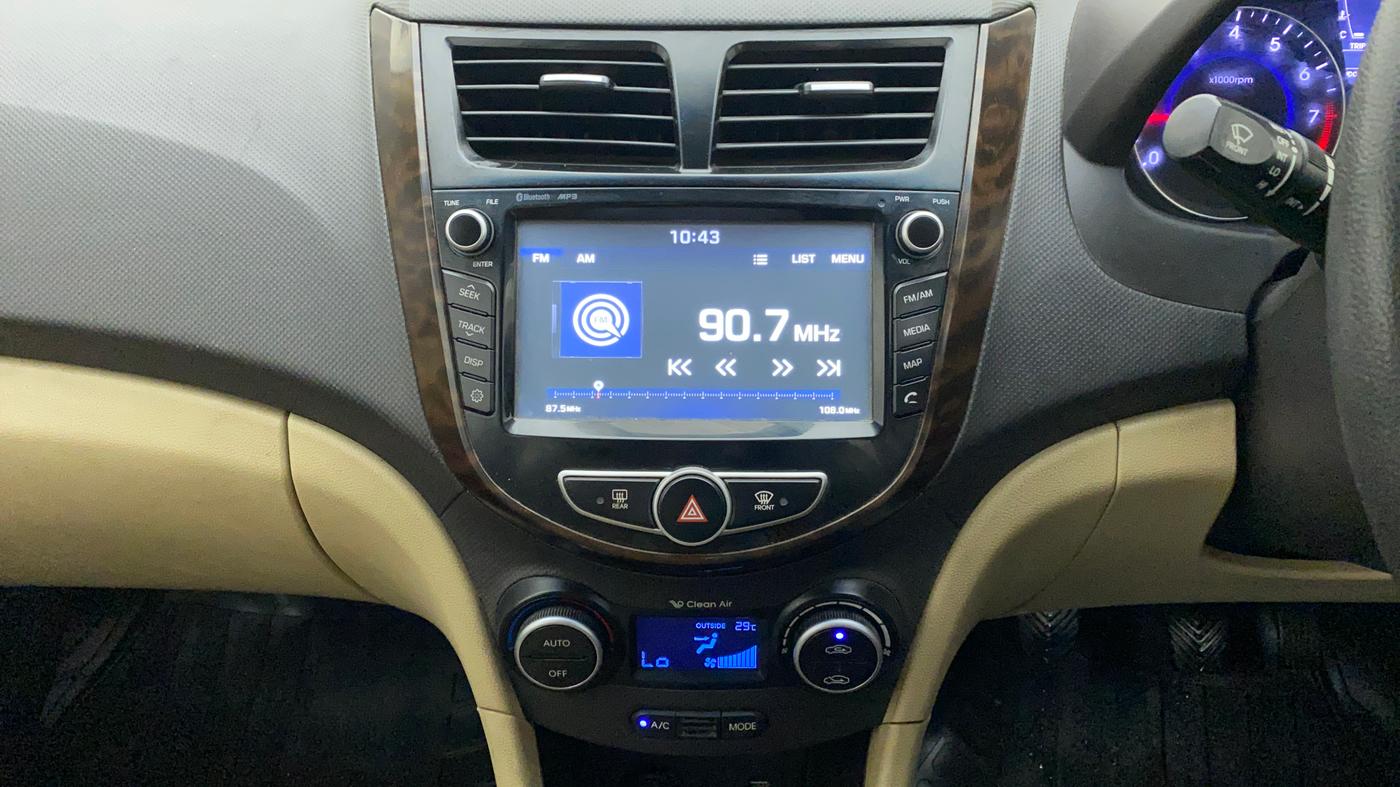 2016 Hyundai Verna FLUIDIC 4S 1.6 VTVT SX, Petrol, Manual, 50,206 km, Air Conditioner