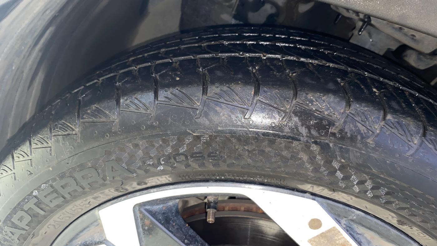 2022 Hyundai ALCAZAR 1.5 SIGNATURE (O) AT 6STR, Diesel, Automatic, 30,479 km, Left Front Tyre Tread