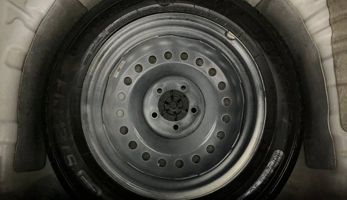 2023 Mahindra XUV300 W4 1.2 PETROL, Petrol, Manual, 35,728 km, Spare Tyre