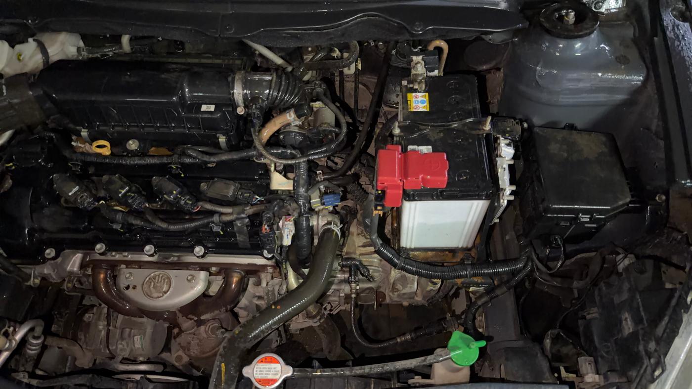 2023 Maruti Ciaz ALPHA 1.5 SHVS PETROL, Petrol, Manual, 62,558 km, Engine View - Left