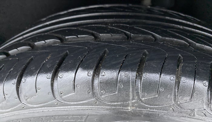 2020 Ford Ecosport 1.5 TREND TDCI, Diesel, Manual, 12,860 km, Left Rear Tyre Tread