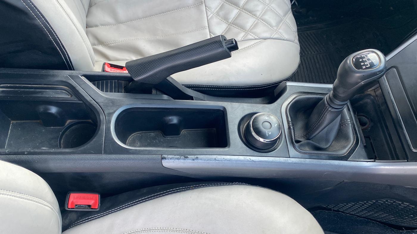 2021 Tata NEXON XE PETROL, Petrol, Manual, 50,312 km, Gear Lever