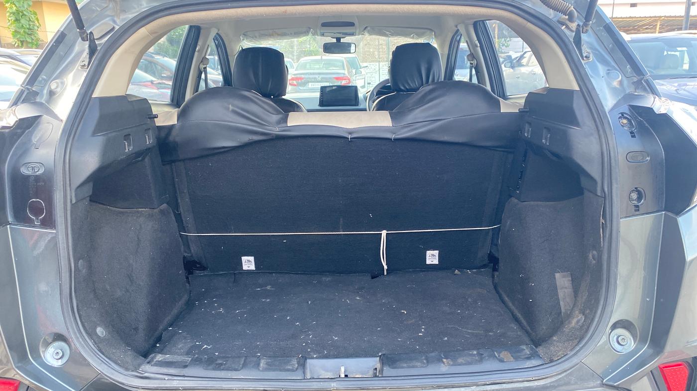 2021 Tata NEXON XE PETROL, Petrol, Manual, 50,312 km, Boot Inside
