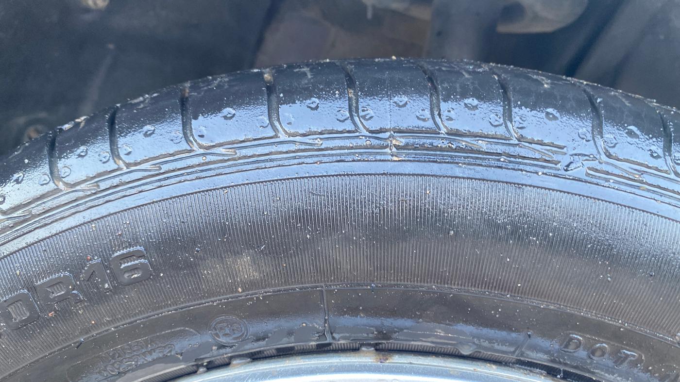2021 Tata NEXON XE PETROL, Petrol, Manual, 50,312 km, Right Front Tyre Tread