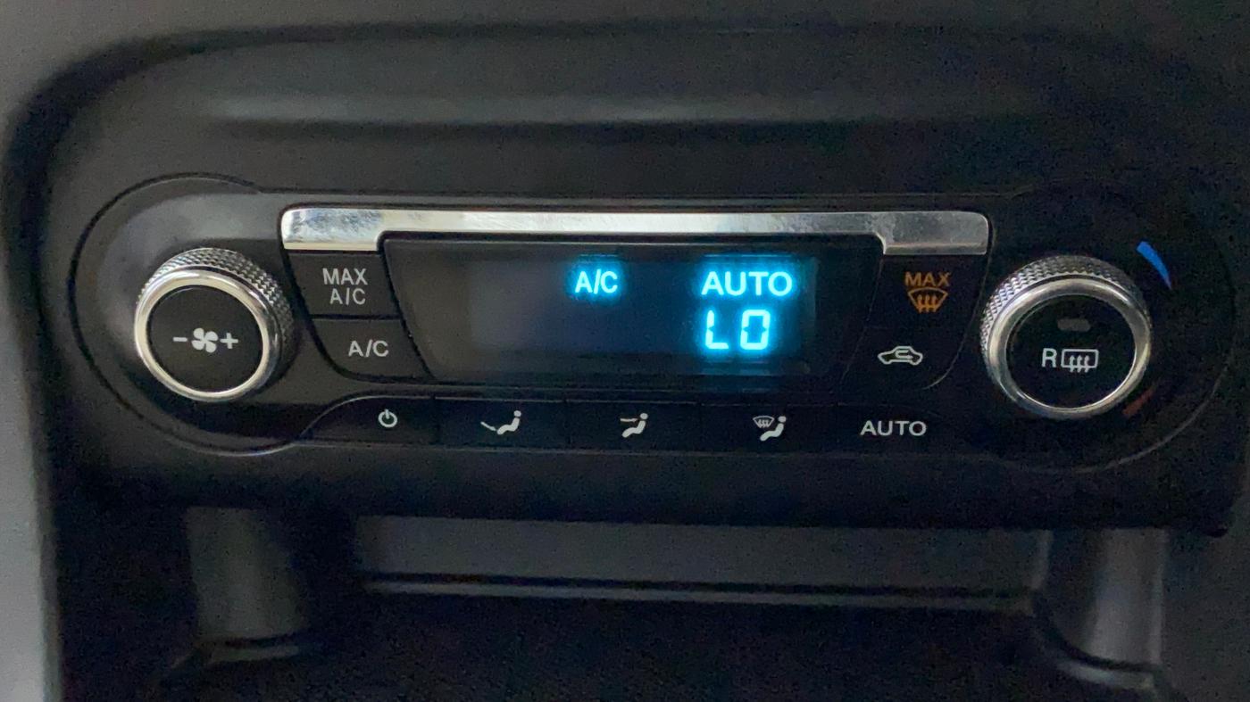 2020 Ford Figo Aspire TITANIUM PLUS 1.5 DIESEL, Diesel, Manual, 36,923 km, Automatic Climate Control
