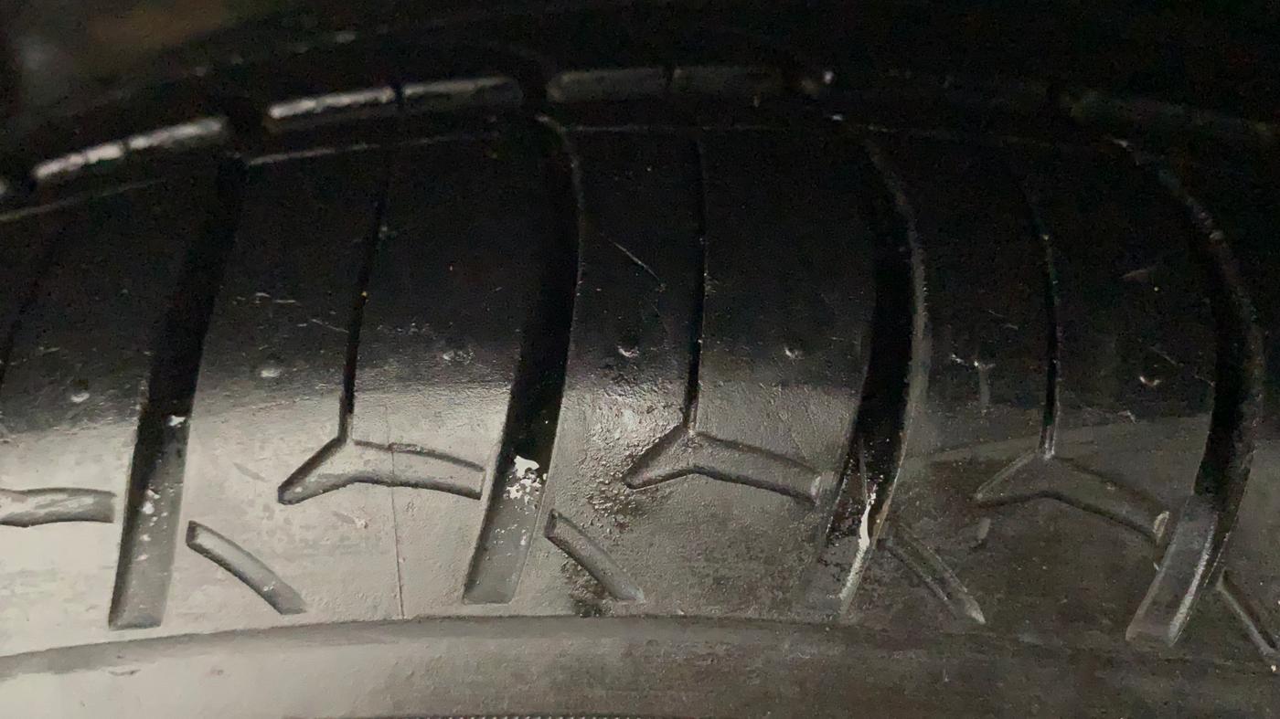 2020 Ford Figo Aspire TITANIUM PLUS 1.5 DIESEL, Diesel, Manual, 36,923 km, Left Front Tyre Tread