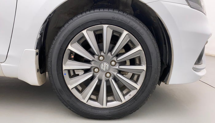2021 Maruti Ciaz ALPHA  AT 1.5 SHVS PETROL, Petrol, Automatic, 31,708 km, Right Front Wheel