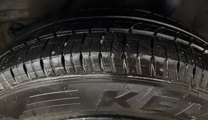 2016 Honda Amaze 1.2L I-VTEC S, Petrol, Manual, 71,249 km, Left Rear Tyre Tread
