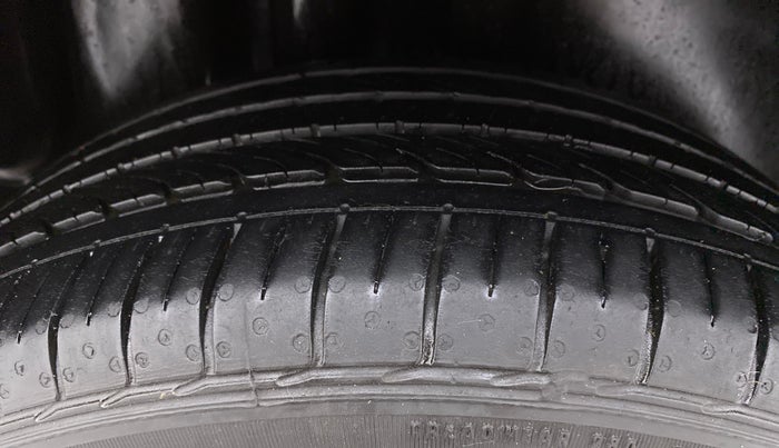 2020 Volkswagen Polo GT TSI AT 1.0, Petrol, Automatic, 34,306 km, Right Rear Tyre Tread