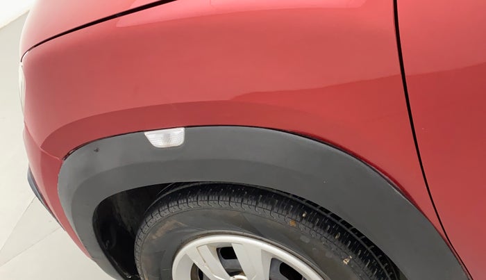 2018 Renault Kwid RXT 1.0 (O), Petrol, Manual, 64,804 km, Left fender - Cladding has minor damage