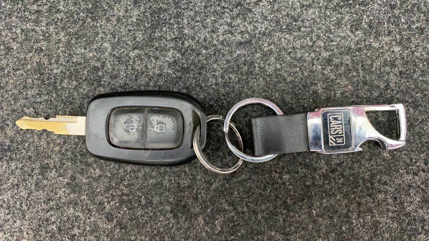 2018 Renault Kwid RXT 1.0 (O), Petrol, Manual, 64,804 km, Key Close Up