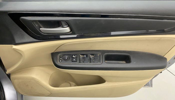 2020 Honda Amaze 1.2L I-VTEC S, Petrol, Manual, 72,038 km, Driver Side Door Panels Control