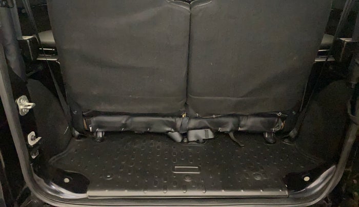 2023 Mahindra Thar LX PETROL HT 4WD AT, Petrol, Automatic, 21,265 km, Boot Inside