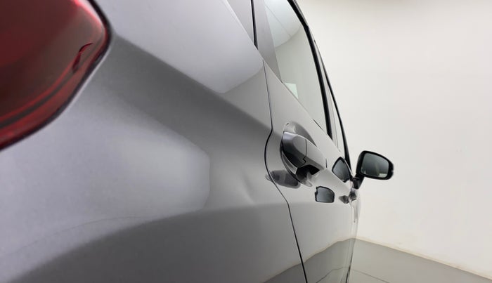 2017 Honda Jazz 1.2L I-VTEC V, Petrol, Manual, 29,507 km, Right quarter panel - Slightly dented