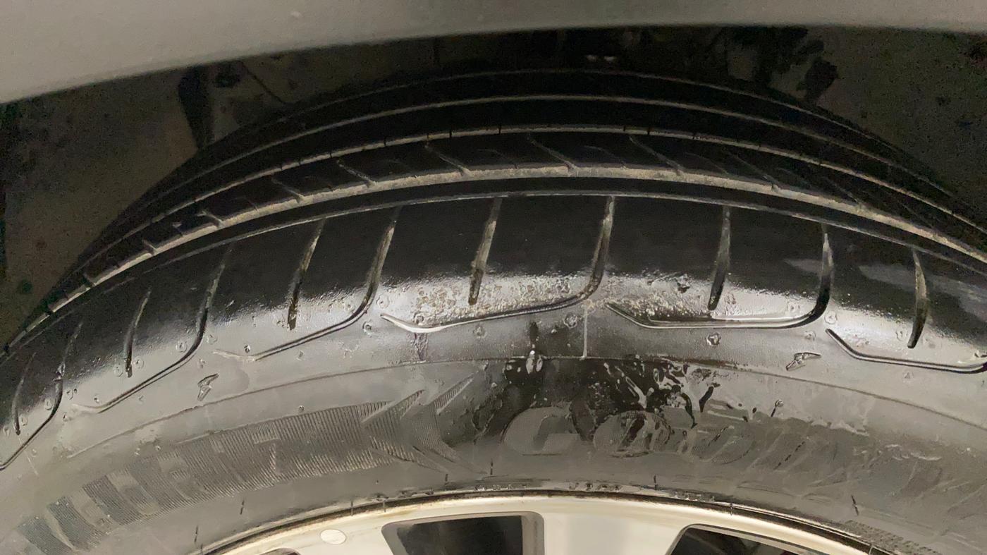2019 Nissan Kicks XV DIESEL, Diesel, Manual, 56,916 km, Left Front Tyre Tread