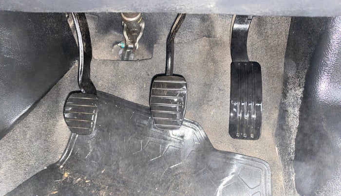 2019 Nissan Kicks XV DIESEL, Diesel, Manual, 56,966 km, Pedals