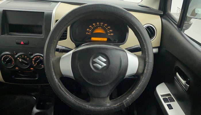2017 Maruti Wagon R 1.0 LXI CNG, CNG, Manual, 92,580 km, Steering Wheel Close Up