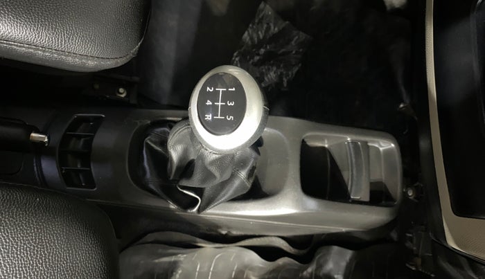 2014 Maruti Wagon R 1.0 VXI, Petrol, Manual, 30,795 km, Gear Lever