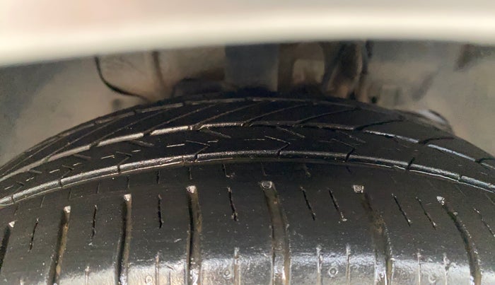 2019 Tata TIGOR XZ PETROL, CNG, Manual, 82,746 km, Right Front Tyre Tread