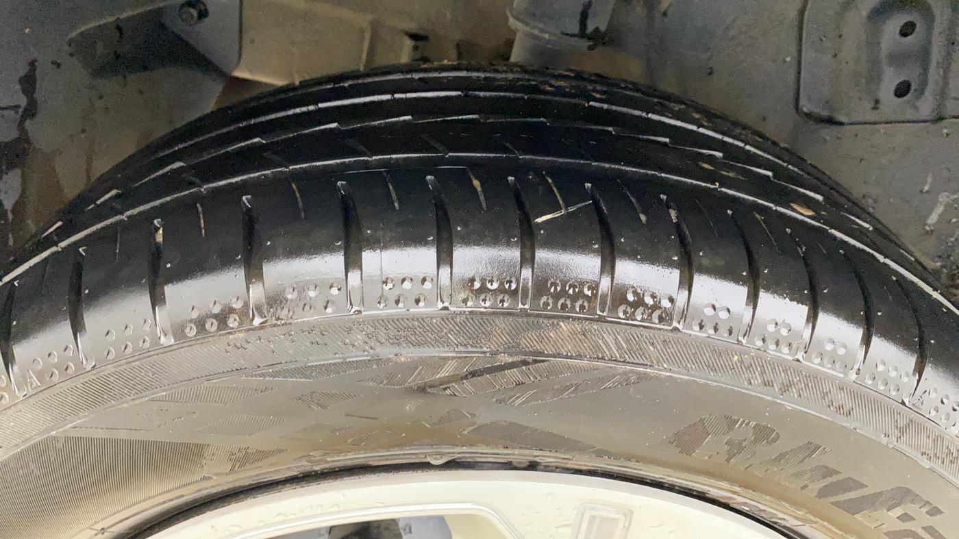 2018 Tata NEXON XT DIESEL, Diesel, Manual, 82,828 km, Right Rear Tyre Tread