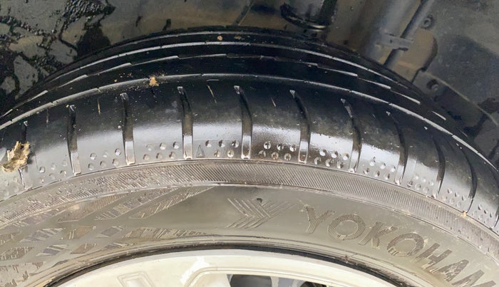 2018 Tata NEXON XT DIESEL, Diesel, Manual, 82,828 km, Left Rear Tyre Tread