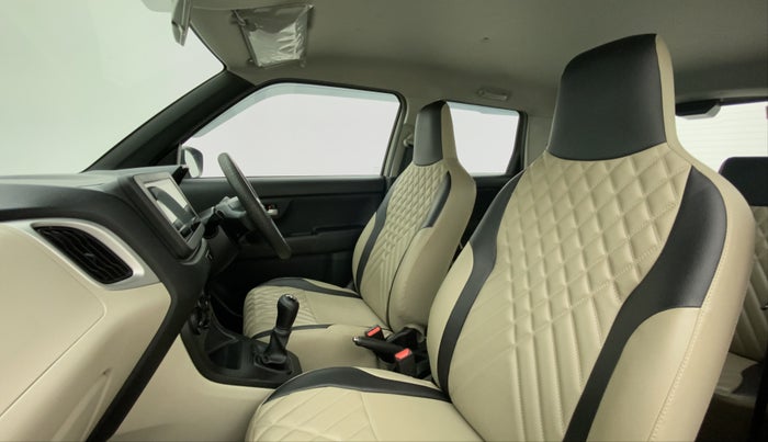 2022 Maruti New Wagon-R ZXI 1.2, Petrol, Manual, 9,292 km, Right Side Front Door Cabin
