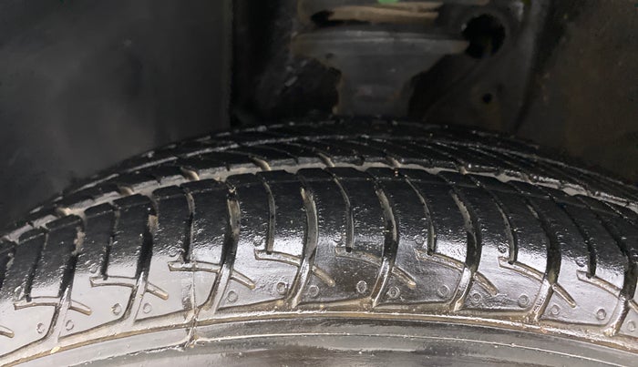 2022 Maruti New Wagon-R ZXI 1.2, Petrol, Manual, 9,292 km, Left Front Tyre Tread