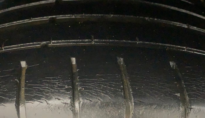 2018 Maruti Baleno ALPHA CVT PETROL 1.2, Petrol, Automatic, 98,712 km, Right Rear Tyre Tread