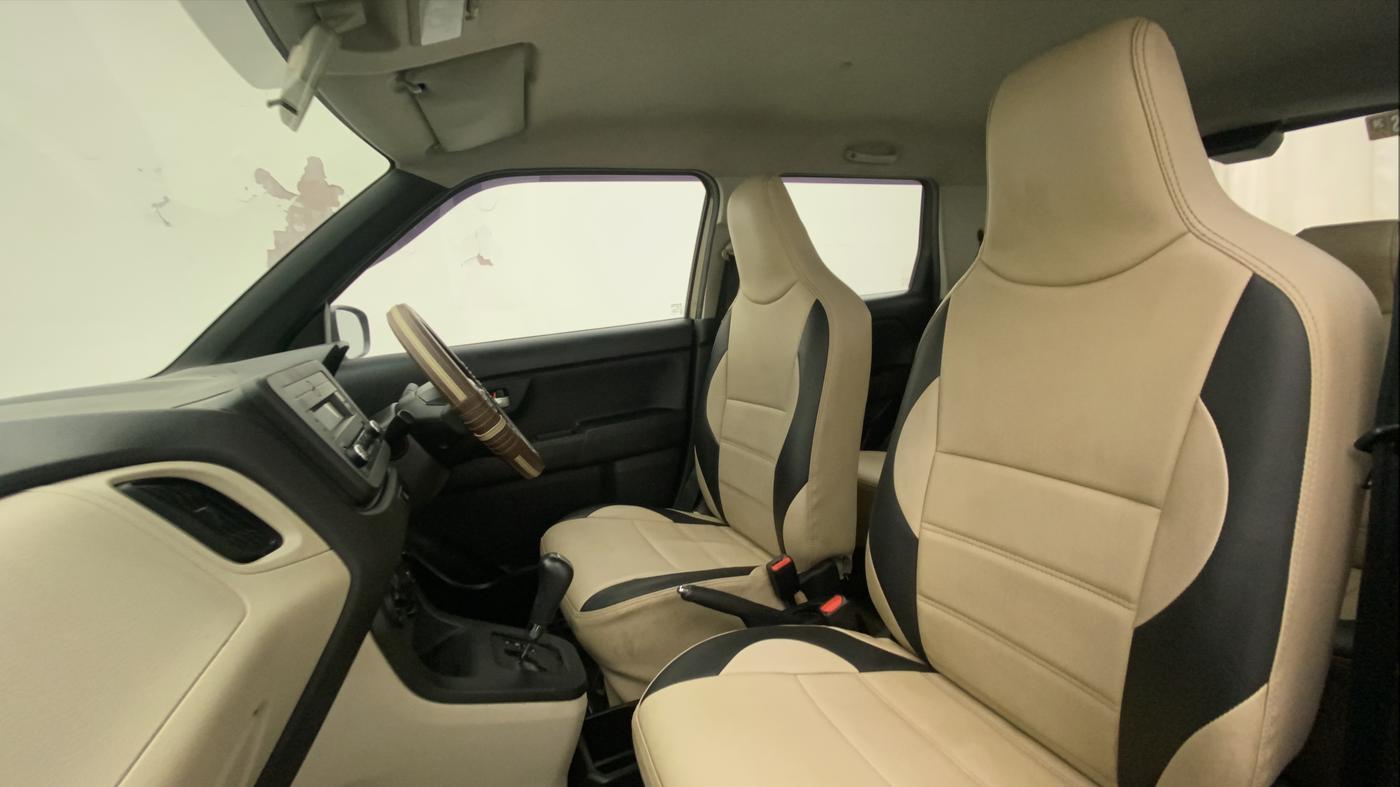 2020 Maruti New Wagon-R VXI 1.0 AMT, Petrol, Automatic, 52,287 km, Right Side Front Door Cabin