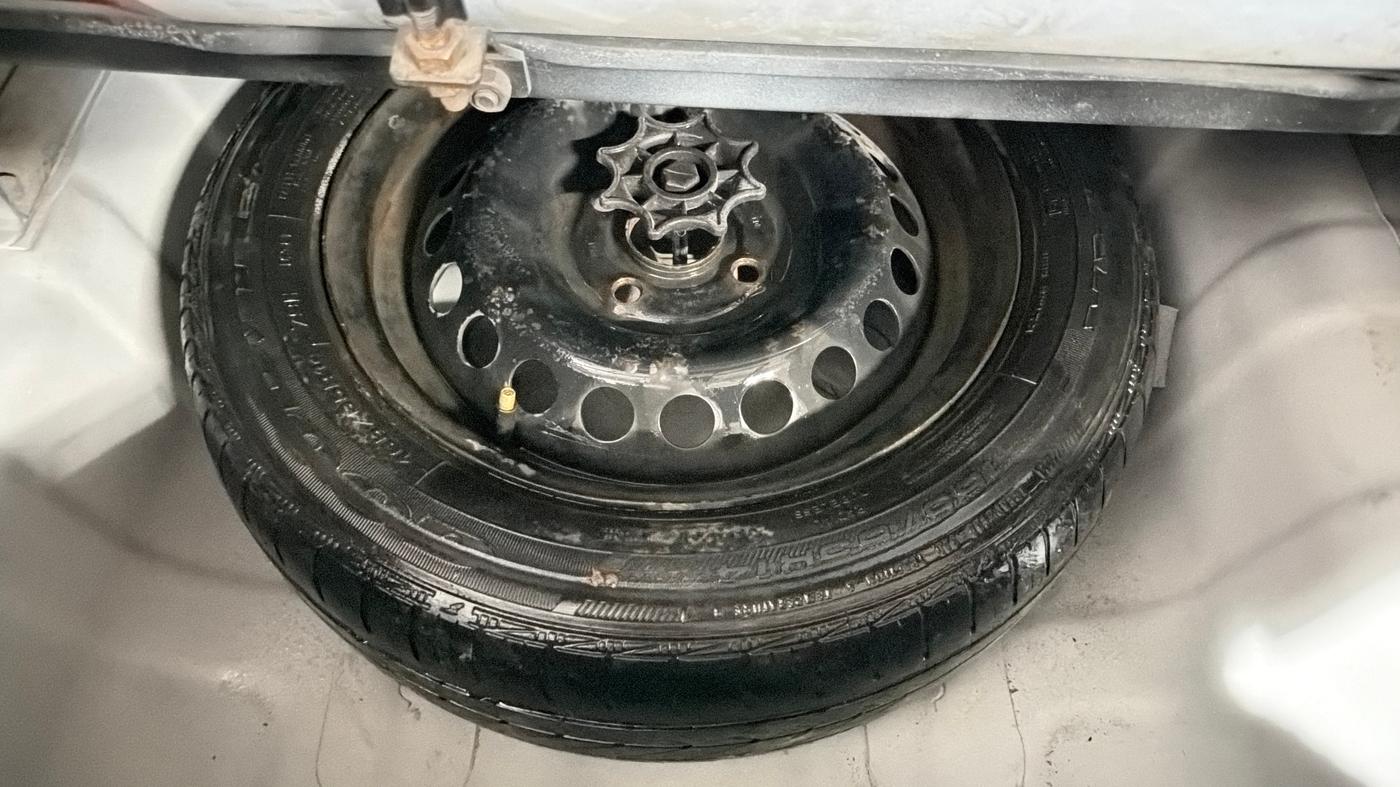 2018 Hyundai Xcent E+, CNG, Manual, 72,436 km, Spare Tyre