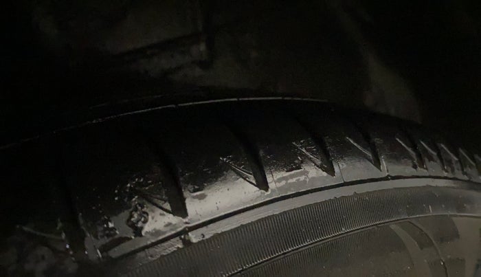 2019 Honda WR-V 1.2L I-VTEC S MT, CNG, Manual, 93,521 km, Right Rear Tyre Tread