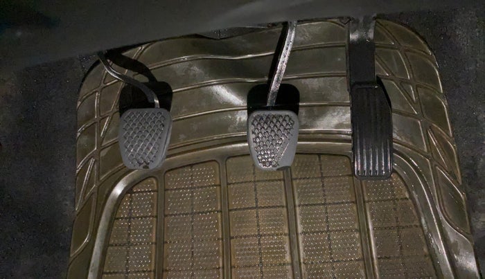 2019 Honda WR-V 1.2L I-VTEC S MT, CNG, Manual, 93,521 km, Pedals