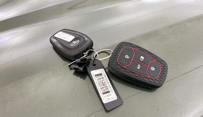 2021 Tata NEXON XZ PLUS PETROL, Petrol, Manual, 46,245 km, Key Close Up